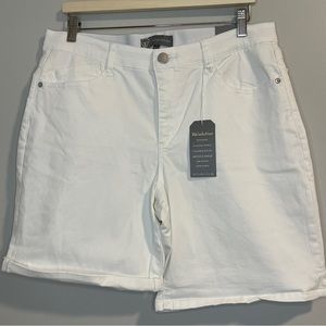 Wit & Wisdom “Ab”solution Women’s White Stretch Denim